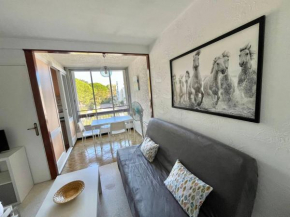 Studio central avec parking, proche plage - FR-1-716-78